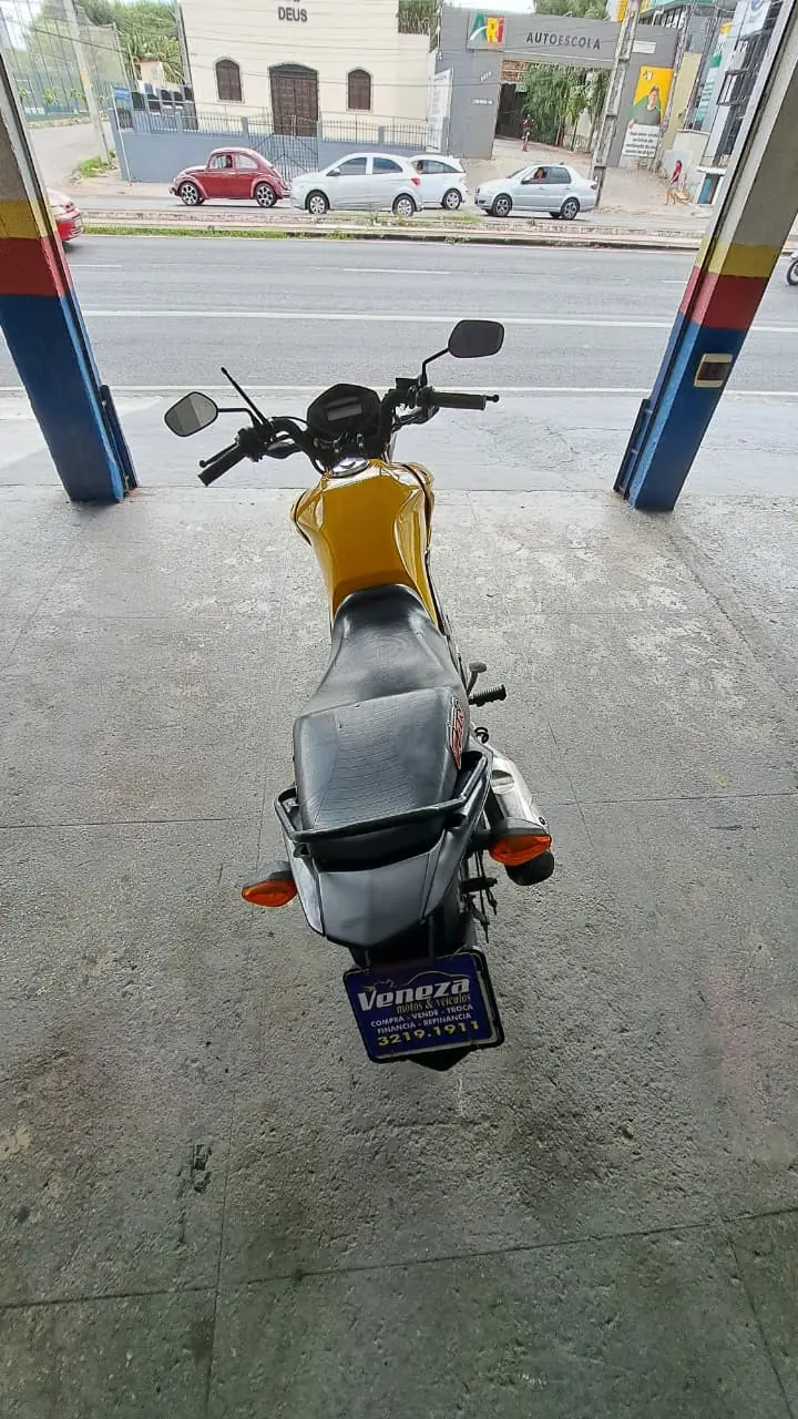 HONDA CG 125 FAN ESD POR CIMA